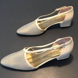 YSL Vintage Gold Mettalic Block Heel Shoe. Size 9.5